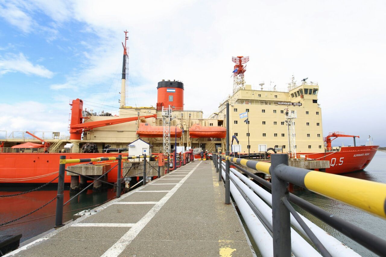 EXO entregó equipamiento médico al Irizar